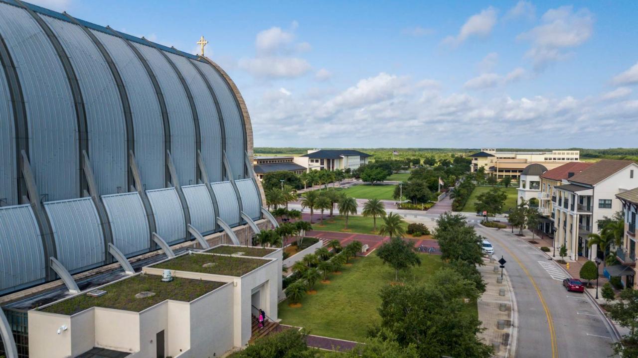 Ave Maria Rentals Fl Immokalee Exterior photo